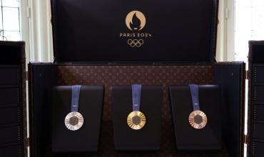 Una reconocida marca crea baúles personalizados para las llamas y las medallas de los Juegos Olímpicos de París