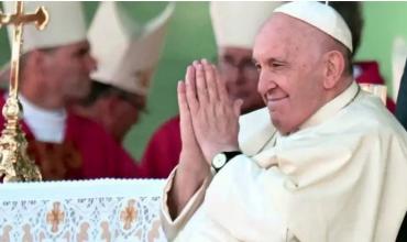 El mensaje antibélico del papa Francisco al recibir a voluntarios de la Cruz Roja