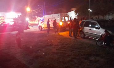La Rioja: una motociclista fue hospitalizada tras chocar con una camioneta 