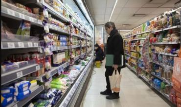 El Indec da a conocer mañana la inflación de julio, que podría “perforar el piso” del 4%