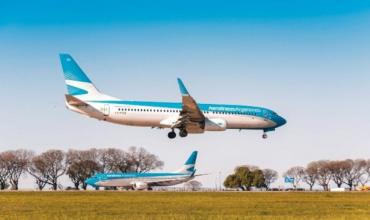 Falta de pilotos obliga a Aerolíneas Argentinas a cancelar y reprogramar vuelos internacionales