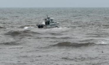 Sigue la búsqueda del argentino que desapareció tras meterse al mar en Punta del Este