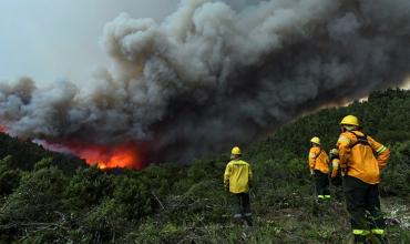 El incendio en el Parque Nacional Nahuel Huapi no da tregua y ya se consumieron más de 3.500 hectáreas