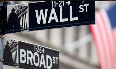 En Wall Street: la bolsa porteña se hundió más de 6% en dólares y el riesgo país volvió a los 723 puntos