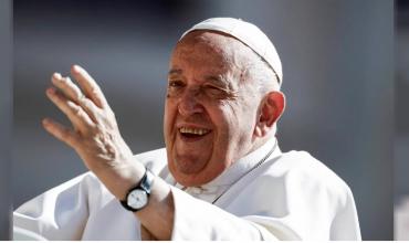 El papa Francisco sigue "estable" y festejó los 12 años de su pontificado