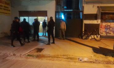 Investigan un supuesto arrebato en el centro de Chilecito: una mujer fue golpeada y trasladada al hospital
