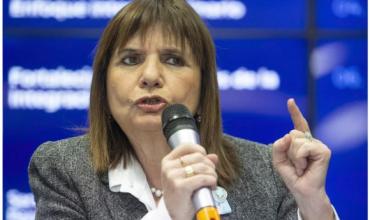 La furia de Bullrich por el crimen del policía: acusó a Kicillof de ser un “inútil prodelincuentes”
