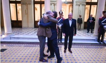 Milei agasajó a Sturzenegger y su equipo tras el fin de las facultades delegadas