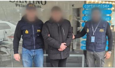 Cayó en Colegiales un peluquero acusado de violar a dos menores en Paraguay: el gobierno de Santiago Peña quiere que lo extraditen