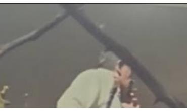 Filmaron a José Alperovich fumando en su balcón mientras cumple prisión domiciliaria por problemas respiratorios