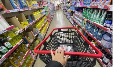 La suba del dólar tendrá bajo impacto en la inflación de los próximos meses según los analistas que releva el BCRA
