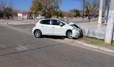 Accidente entre dos autos en Anillaco: cuatro personas trasladadas con lesiones leves