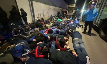 Liberaron a los 104 hinchas de la U de Chile detenidos tras los incidentes en Avellaneda