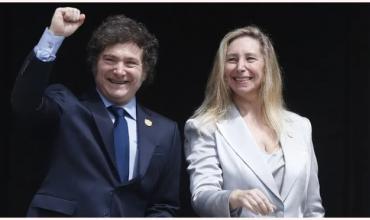 En medio de las críticas internas, Milei salió a defender a Karina: "No se crean las mentiras"